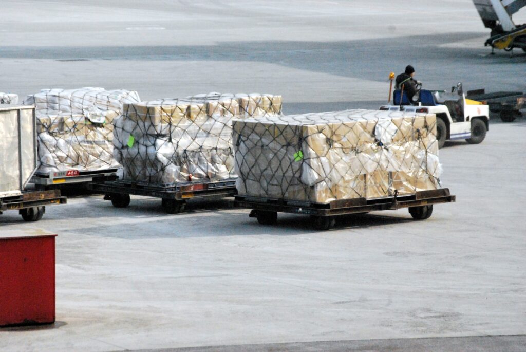 The Secret to Cheap Shipping from Nigeria to the UK publicdomainpictures freight 17666